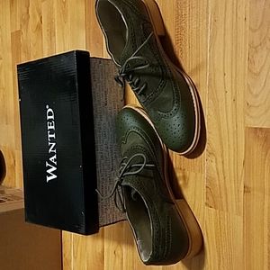 Wanted oxfords womens size 9 olive green
